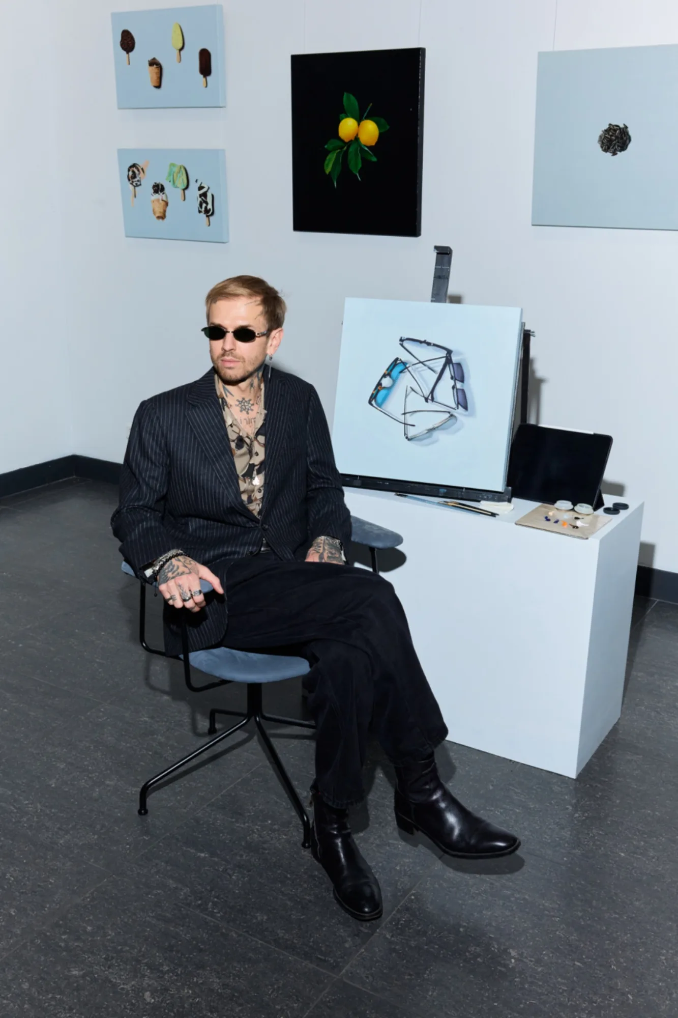EIGENGRAU x BAD GALLERY